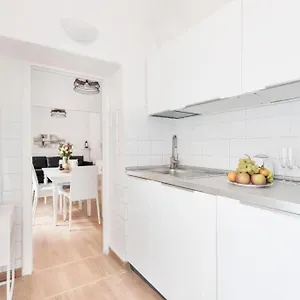 Appartamento By The Colosseum - White Chic Flats
